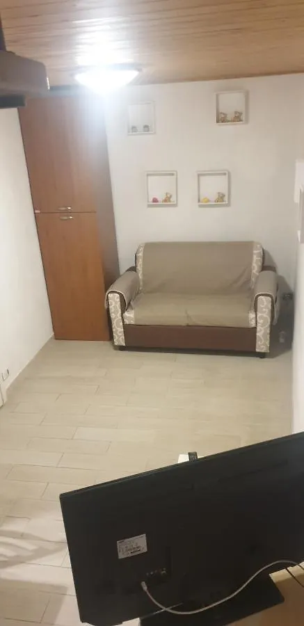 Apartment La Casetta Sotto L'Arco Italy